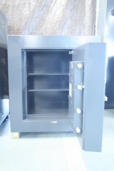 Used Mosler 2824 Money TRTL30 High Security Safe